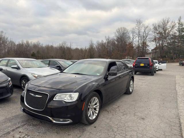 2016 Chrysler 300 300C