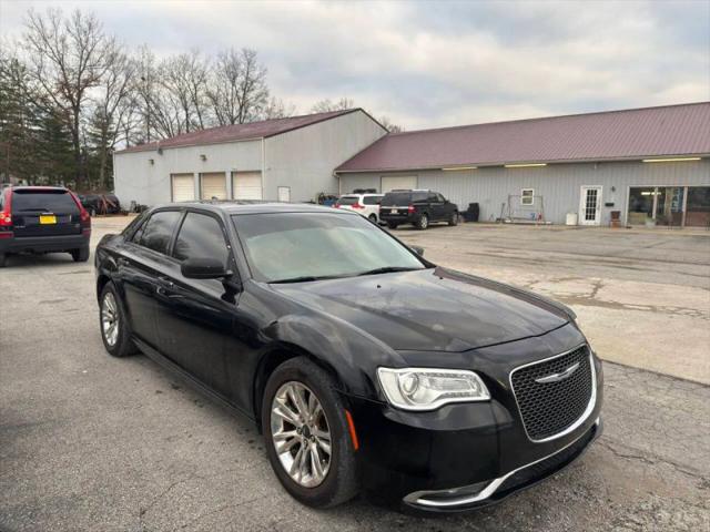 2016 Chrysler 300 300C