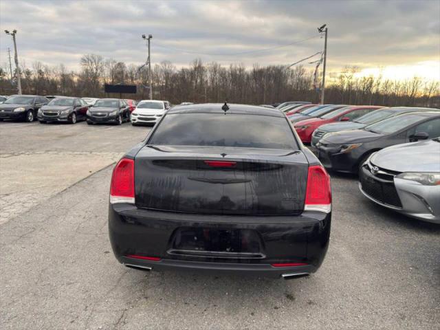 2016 Chrysler 300 300C