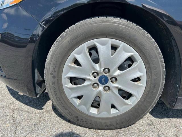 2019 Ford Fusion S