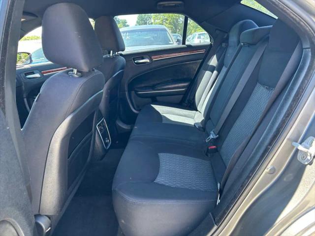 2012 Chrysler 300 300