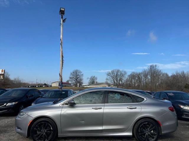 2016 Chrysler 200 Limited
