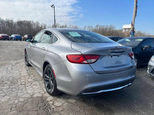 2016 Chrysler 200 Limited
