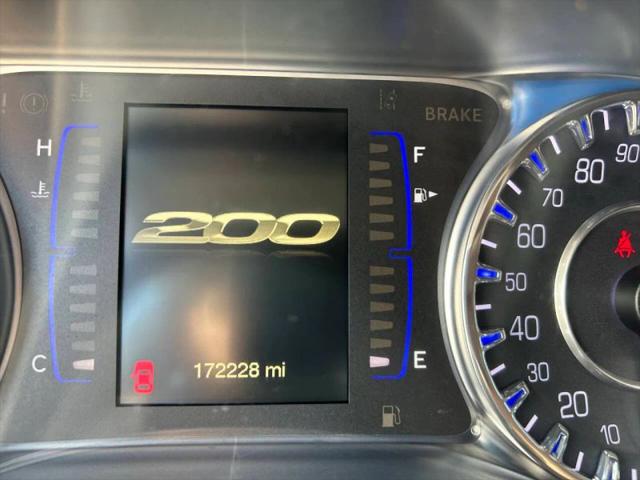 2016 Chrysler 200 Limited