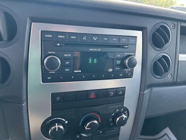 2008 Jeep Commander Sport