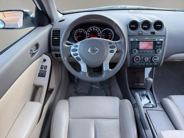 2011 Nissan Altima 3.5 SR