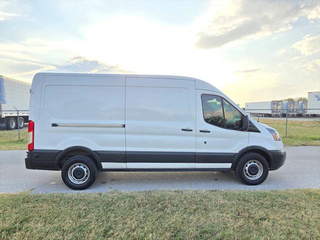 2018 Ford Transit Medium Roof w/Sliding Side Door w/LWB