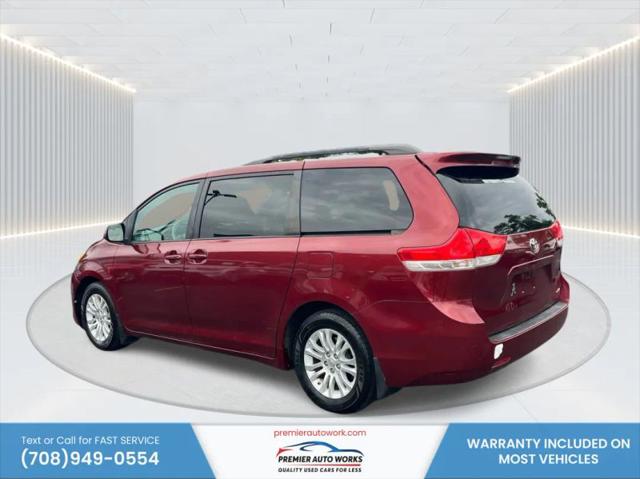 2012 Toyota Sienna XLE V6 8 Passenger