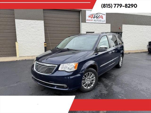 2013 Chrysler Town & Country Touring-L for sale in Channahon, IL