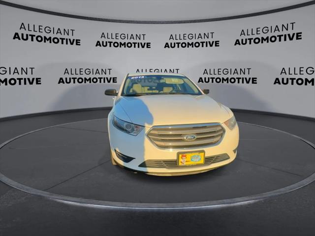 2013 Ford Taurus SEL