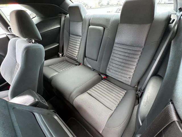 2013 Dodge Challenger SXT