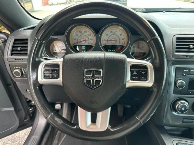 2013 Dodge Challenger SXT