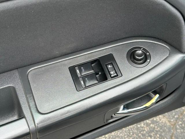 2013 Dodge Challenger SXT