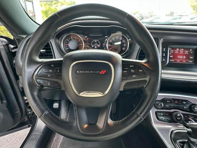 2017 Dodge Challenger SXT