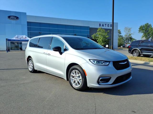 2024 Chrysler Pacifica Touring L for sale in Lebanon, TN
