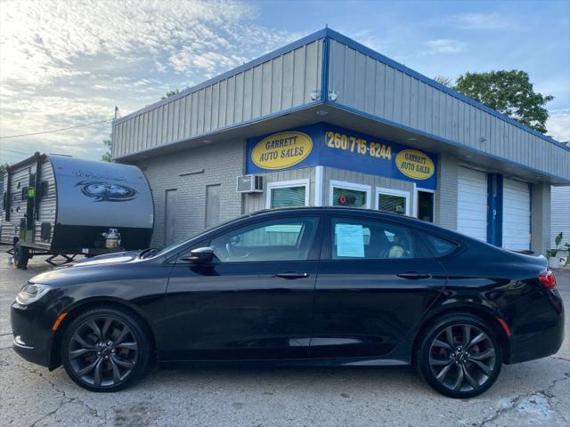 2016 Chrysler 200 S