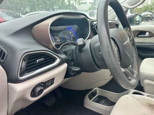 2017 Chrysler Pacifica Touring