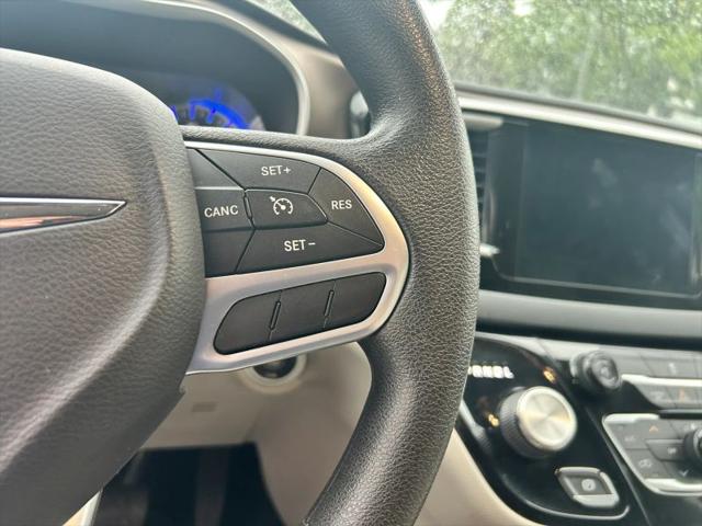 2017 Chrysler Pacifica Touring