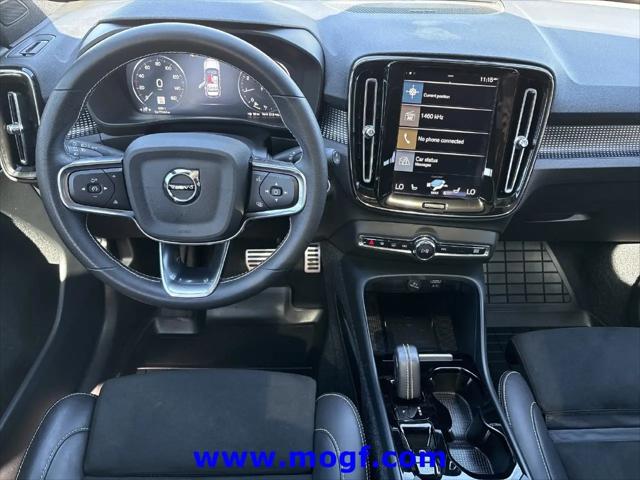 2021 Volvo XC40 T4 R-Design