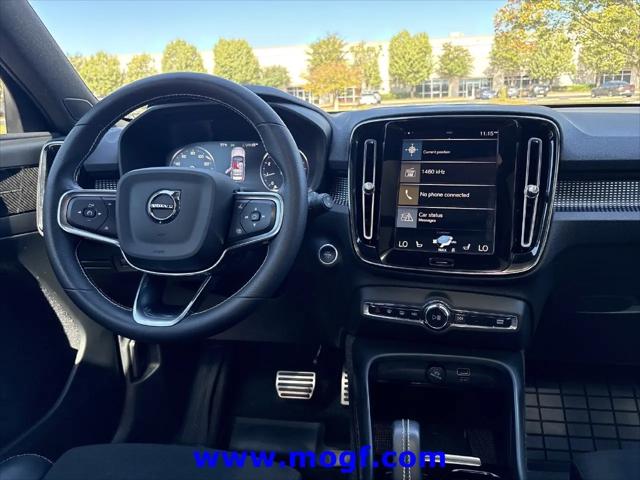 2021 Volvo XC40 T4 R-Design