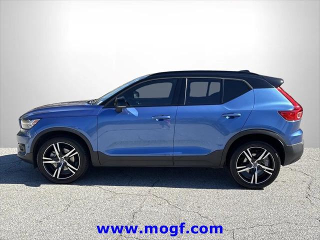 2021 Volvo XC40 T4 R-Design