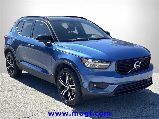 2021 Volvo XC40 T4 R-Design