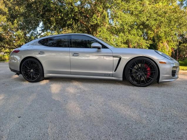 2016 Porsche Panamera GTS