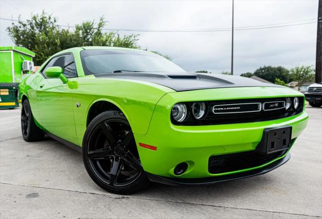 2017 Dodge Challenger SXT for sale in San Antonio, TX