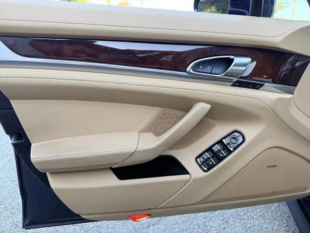 2013 Porsche Panamera S