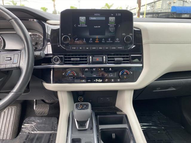 2023 Nissan Pathfinder SL FWD