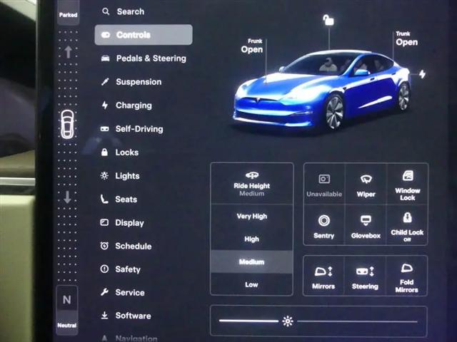 2022 Tesla Model S Dual Motor All-Wheel Drive