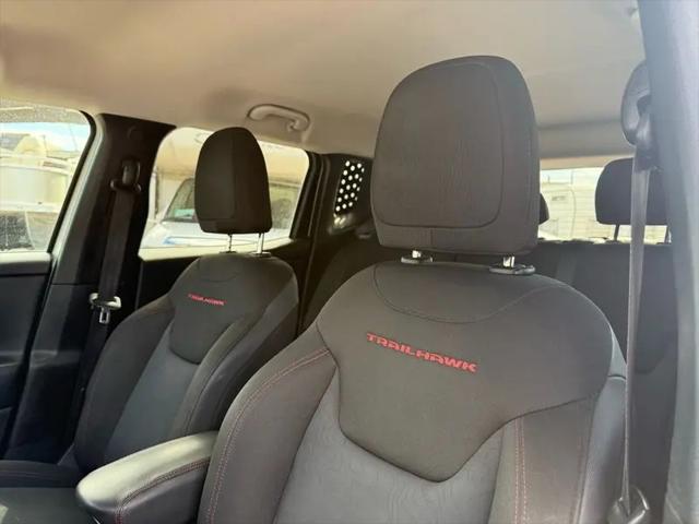 2016 Jeep Renegade Trailhawk
