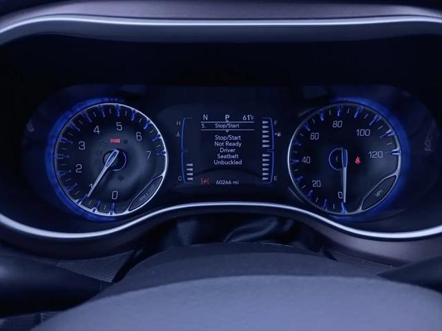 2024 Chrysler Voyager LX