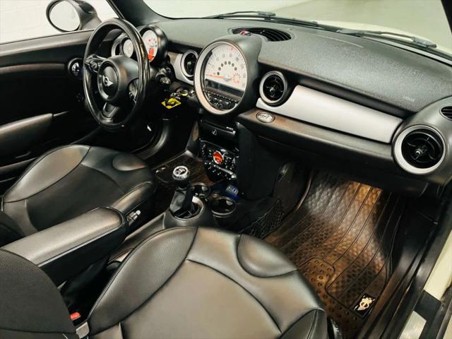 2013 MINI Convertible Cooper