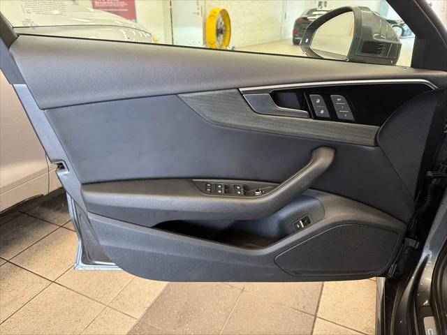 2023 Audi A4 Premium 45 TFSI S line quattro S tronic