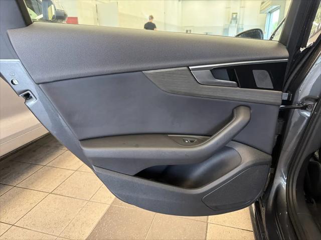 2023 Audi A4 Premium 45 TFSI S line quattro S tronic