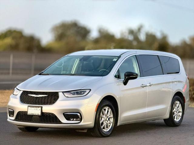 2024 Chrysler Pacifica Touring L for sale in Sacramento, CA
