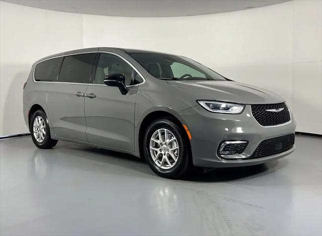 2025 Chrysler Pacifica Select for sale in Westampton, NJ