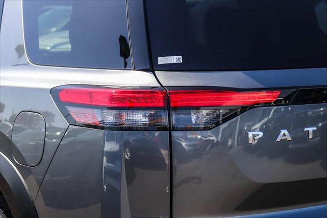 2024 Nissan Pathfinder S FWD