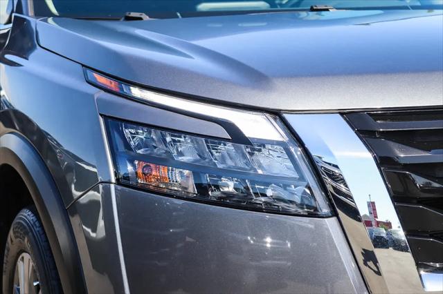 2024 Nissan Pathfinder S FWD