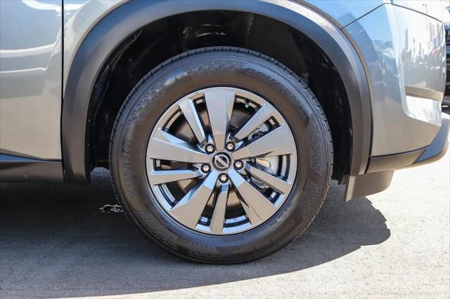 2024 Nissan Pathfinder S FWD