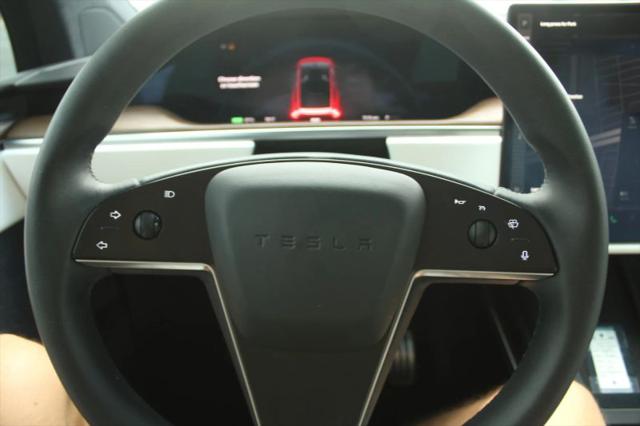 2023 Tesla Model X Base
