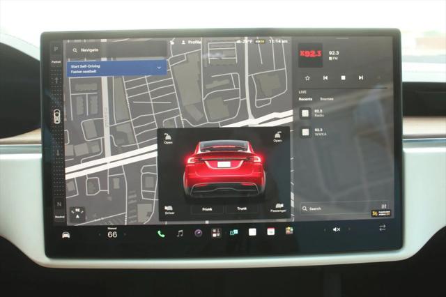2023 Tesla Model X Base