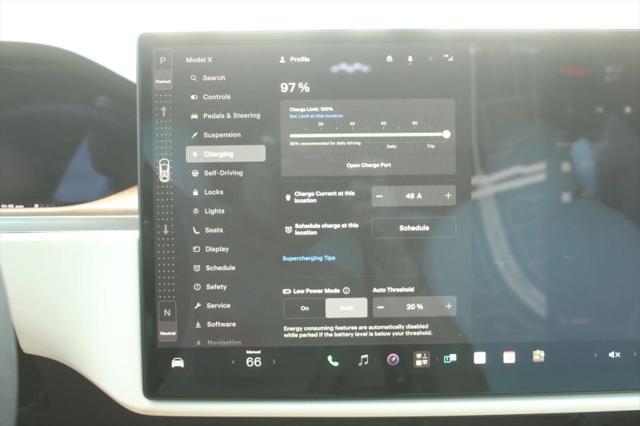 2023 Tesla Model X Base