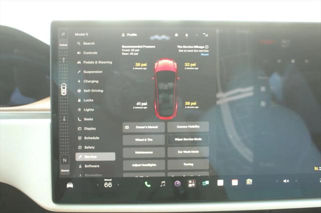 2023 Tesla Model X Base