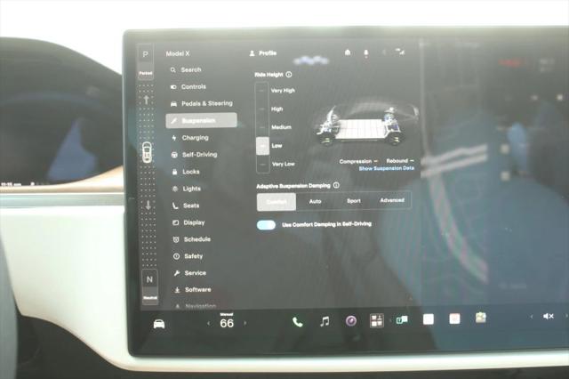 2023 Tesla Model X Base