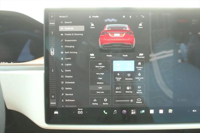 2023 Tesla Model X Base