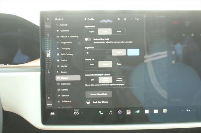 2023 Tesla Model X Base