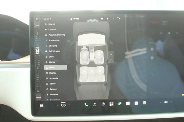 2023 Tesla Model X Base
