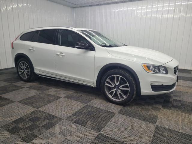 2018 Volvo V60 Cross Country T5 for sale in Geneva, NY